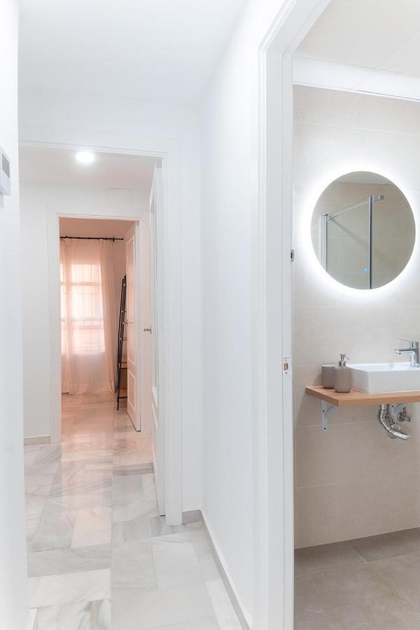 Downtown Apartment Севилья Экстерьер фото